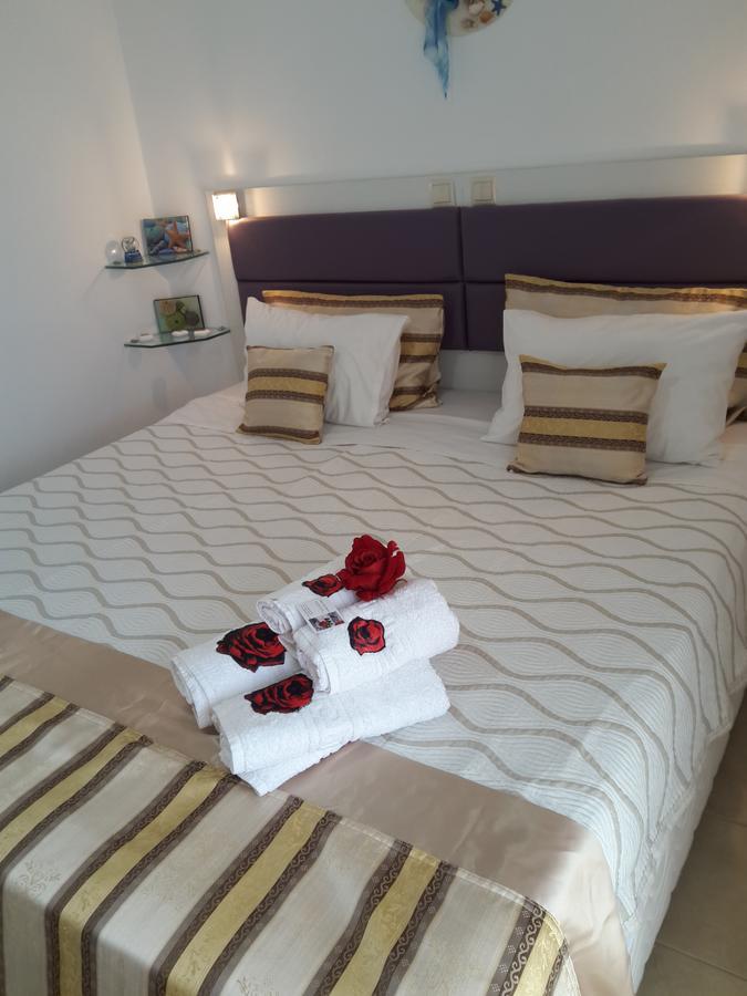 Rodon Apartments Tsoukaladhes Ngoại thất bức ảnh